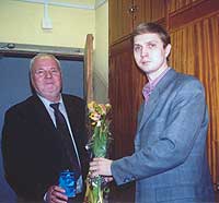  2006 .   